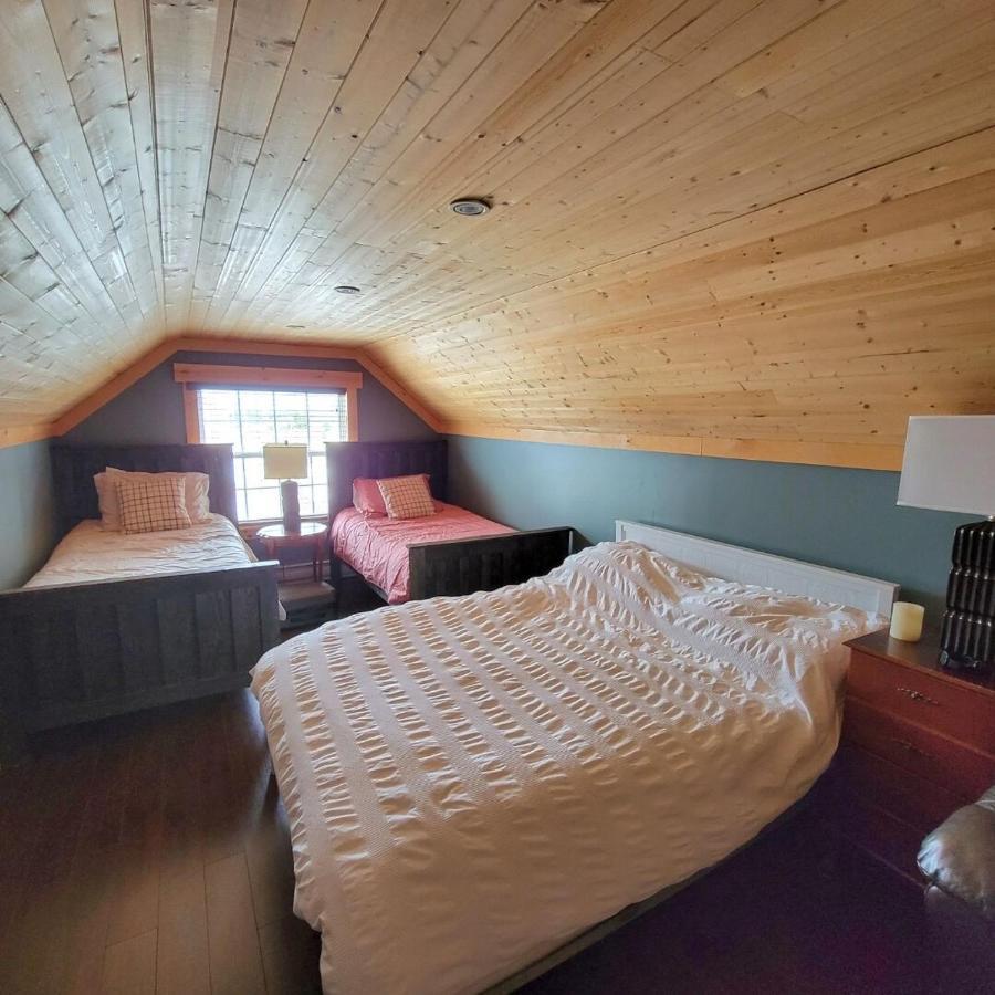 The Deer Lake Loft Buitenkant foto
